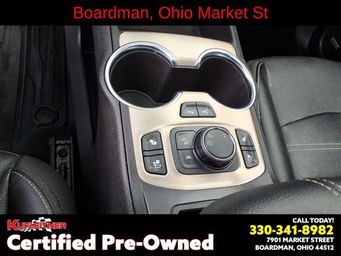 Used 2024 GMC Terrain Denali w/ Black Diamond Edition AWD/4WD image 15