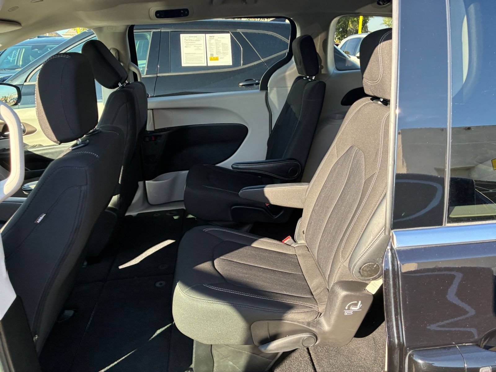Used 2024 Chrysler Voyager LX FWD image 27