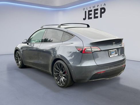 Used 2022 Tesla Model Y Performance image 3