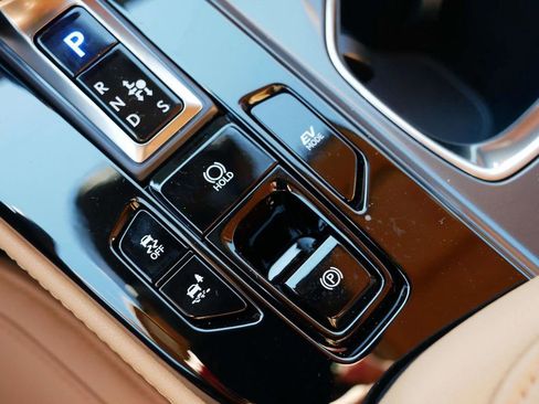 New 2025 Lexus NX 350h AWD w/ Accessory Package (2T) image 33