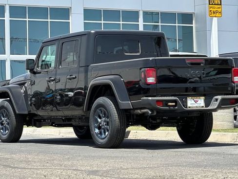 New 2026 Jeep Gladiator Mojave AWD/4WD image 5