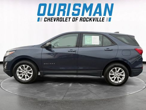Used 2019 Chevrolet Equinox LS image 3