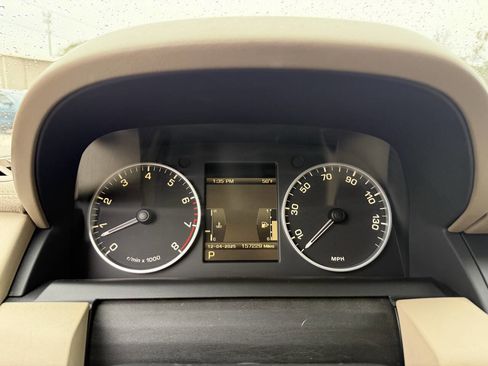 Used 2010 Land Rover LR4 HSE image 16