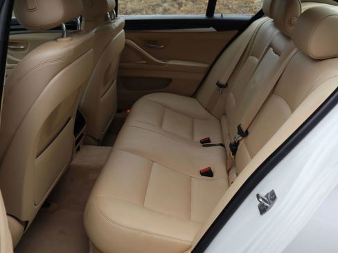 Used 2015 BMW 528i Sedan image 10