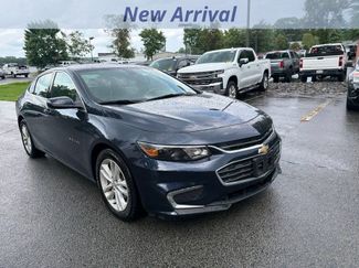 Used 2018 Chevrolet Malibu LT w/ Leather Package FWD video 2