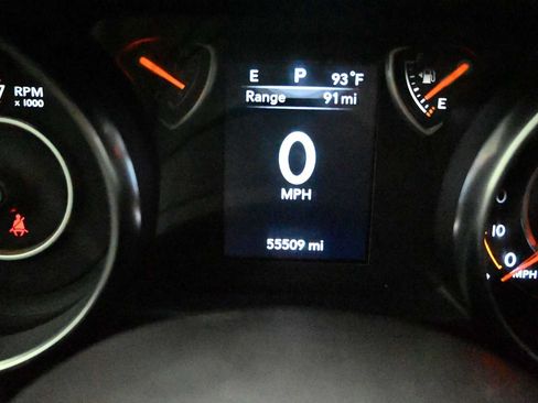 Used 2023 Jeep Wrangler Sport AWD/4WD image 10