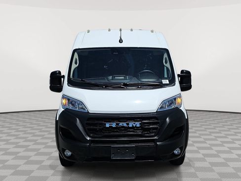 Used 2025 RAM ProMaster 2500 w/ Convenience Group FWD image 3