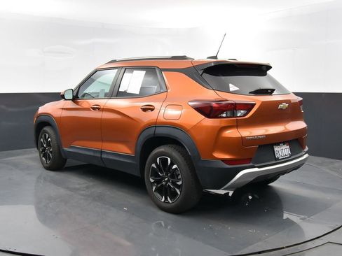 Used 2022 Chevrolet TrailBlazer LT w/ LPO, Blackout Package image 33