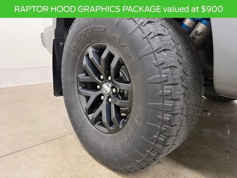 Used 2018 Ford F150 Raptor w/ Equipment Group 802A Luxury AWD/4WD image 9