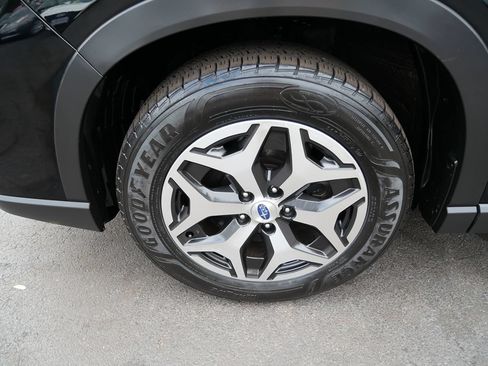 Used 2020 Subaru Forester Premium AWD/4WD image 36