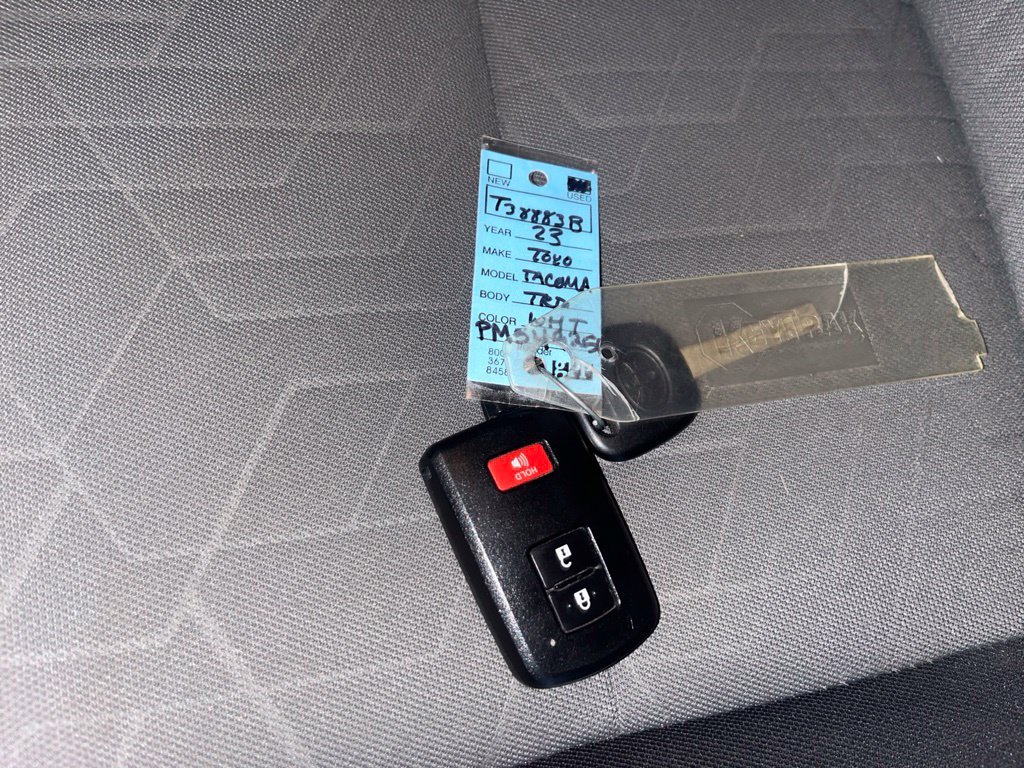 Used 2023 Toyota Tacoma TRD Off-Road AWD/4WD image 81
