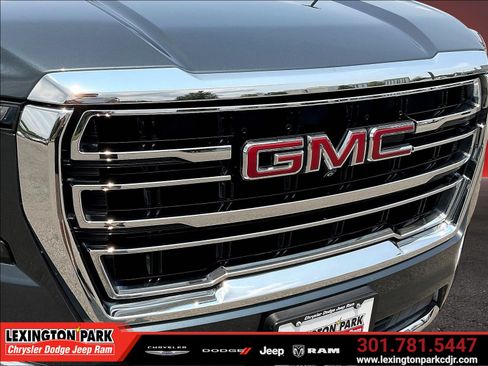 Used 2021 GMC Yukon SLT w/ SLT Premium Package AWD/4WD image 32