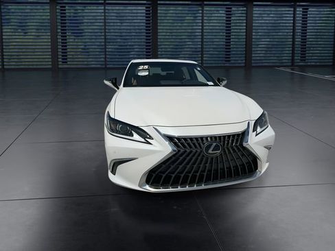 Certified 2025 Lexus ES 350 w/ Premium Package FWD image 3