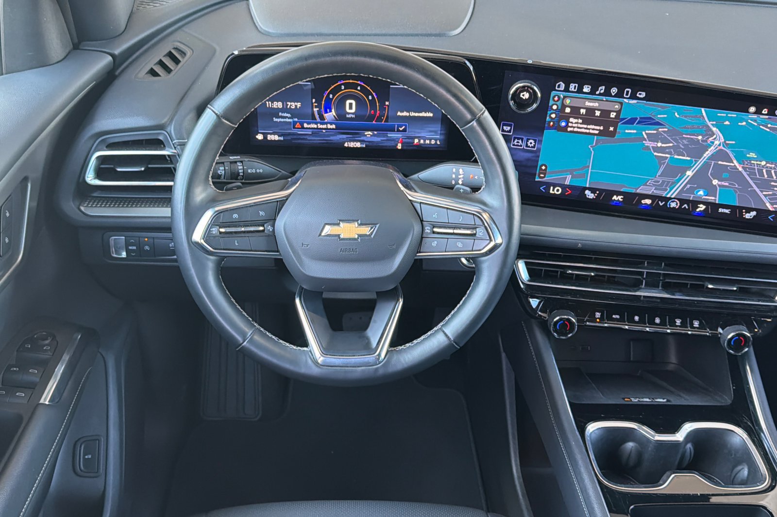 Used 2025 Chevrolet Traverse LT FWD image 18