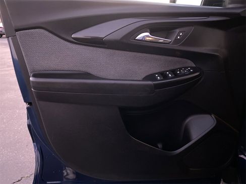 Used 2023 Chevrolet TrailBlazer LT w/ Convenience Package image 28