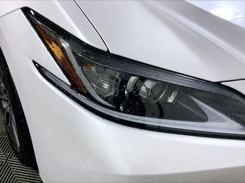 Used 2019 Lexus ES 350 w/ Premium Package image 28