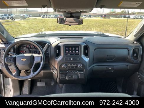 Used 2025 Chevrolet Silverado 2500 Custom w/ Custom Convenience Package image 12