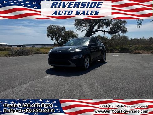 Used 2022 Hyundai Kona SEL w/ Convenience Package image 1