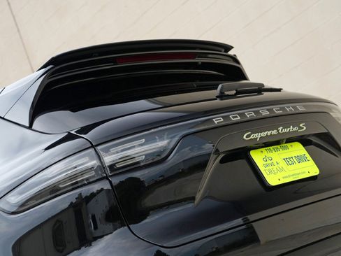 Used 2021 Porsche Cayenne Turbo S AWD/4WD image 64