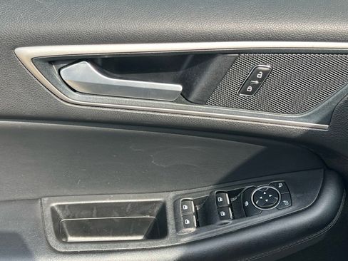 Used 2024 Ford Edge SEL image 23