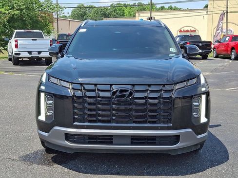 Used 2024 Hyundai Palisade Limited AWD/4WD image 2