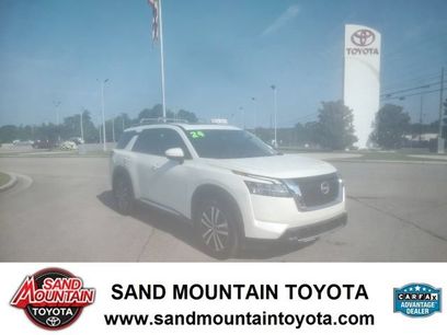 Used 2024 Nissan Pathfinder Platinum w/ Cargo Package