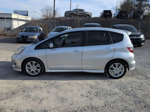 Used 2011 Honda Fit Sport image 5