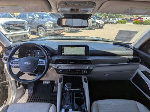 Used 2020 Kia Telluride SX w/ SX Prestige Package AWD/4WD image 22