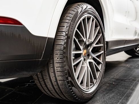 Certified 2020 Porsche Cayenne AWD/4WD image 50