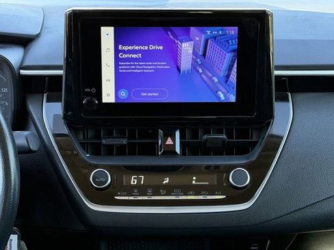 Certified 2025 Toyota Corolla LE image 17