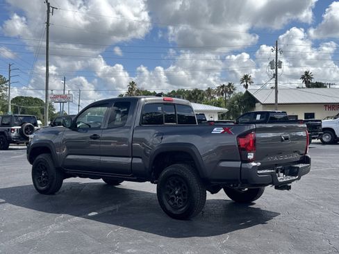 Used 2021 Toyota Tacoma SR w/ SX Package RWD image 5