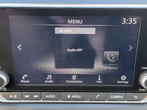 Used 2025 Nissan Rogue SV AWD/4WD image 11