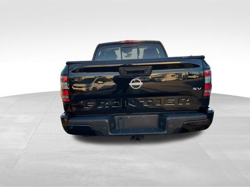 Used 2024 Nissan Frontier SV w/ SV Convenience Package image 8