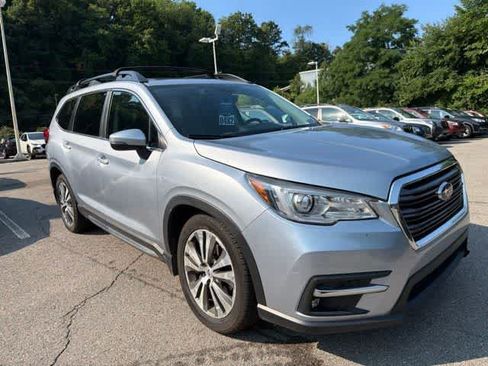 Used 2020 Subaru Ascent Limited w/ Technology Package AWD/4WD image 4