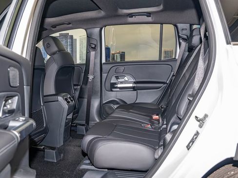 Used 2026 Mercedes-Benz GLB 250 4MATIC image 22