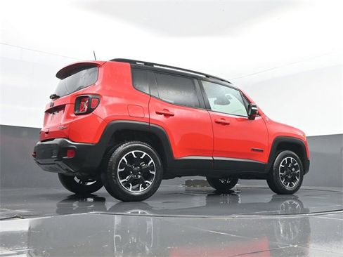 Used 2023 Jeep Renegade Trailhawk image 26