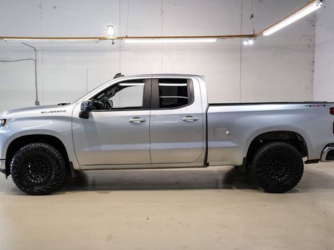 Used 2020 Chevrolet Silverado 1500 LT w/ Trailering Package AWD/4WD image 11