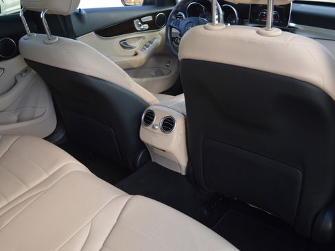 Used 2018 Mercedes-Benz C 300 C 300 image 34