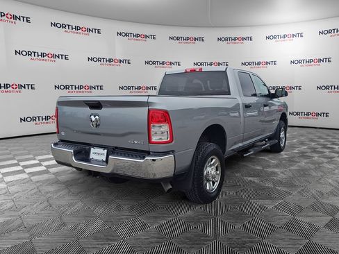 Used 2022 RAM 2500 Tradesman w/ Chrome Appearance Group AWD/4WD image 6