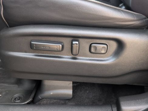 Used 2025 Honda Ridgeline Black Edition image 12