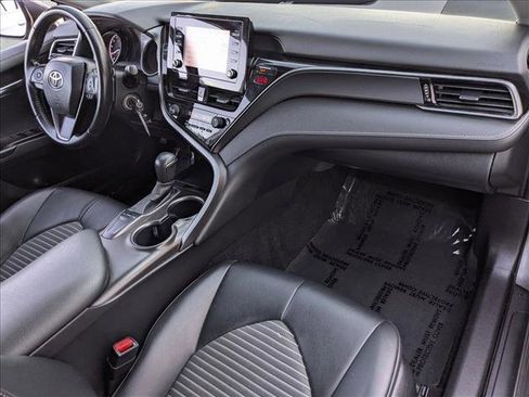 Used 2023 Toyota Camry SE image 21