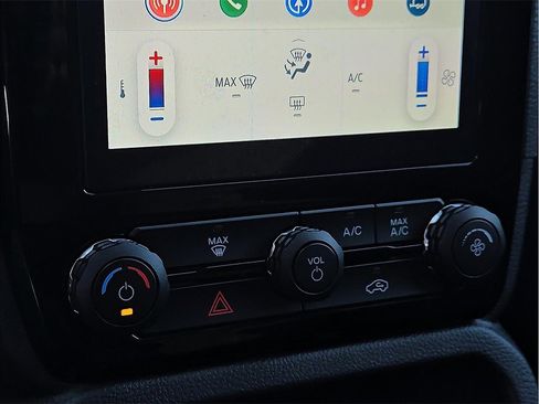 New 2025 Ford Ranger XLT w/ FX4 Off-Road Package image 15