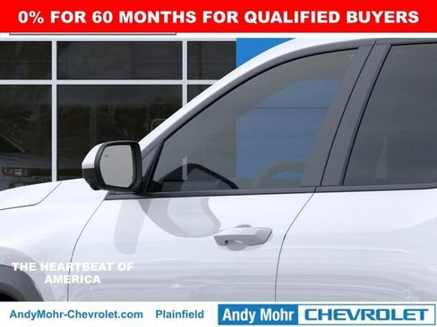 New 2026 Chevrolet Equinox LT w/ Safety and Technology Package FWD image 15