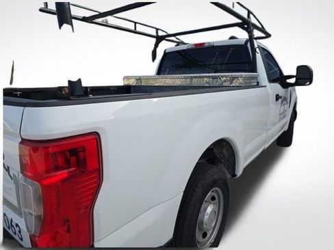 Certified 2022 Ford F250 XL image 5