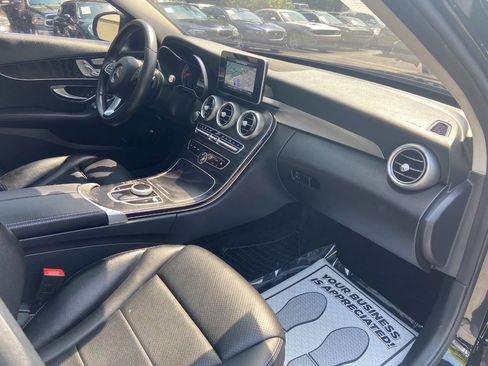Used 2017 Mercedes-Benz C 300 4MATIC Sedan w/ Premium 2 Package image 12