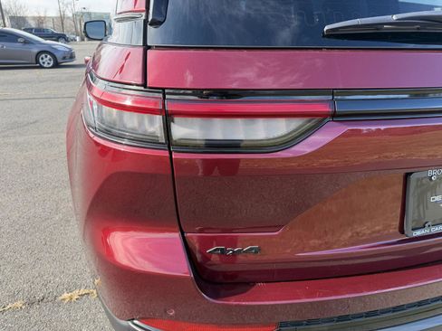 Used 2023 Jeep Grand Cherokee Altitude image 14