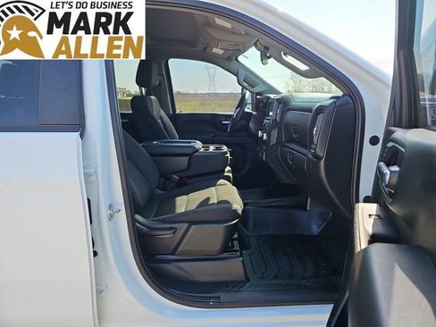 Used 2025 GMC Sierra 3500 Pro image 27