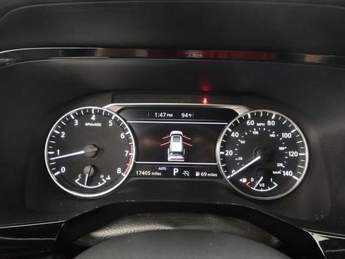 Used 2025 Nissan Pathfinder Rock Creek AWD/4WD image 10