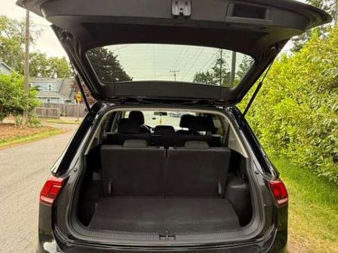 Used 2019 Volkswagen Tiguan S w/ 3rd Row Seat Package AWD/4WD image 16