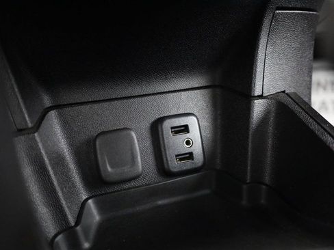 Used 2018 Chevrolet Volt LT image 38